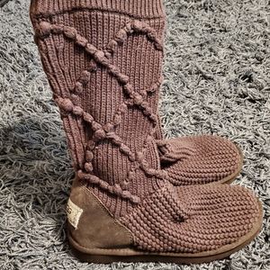 Brown knit uggs